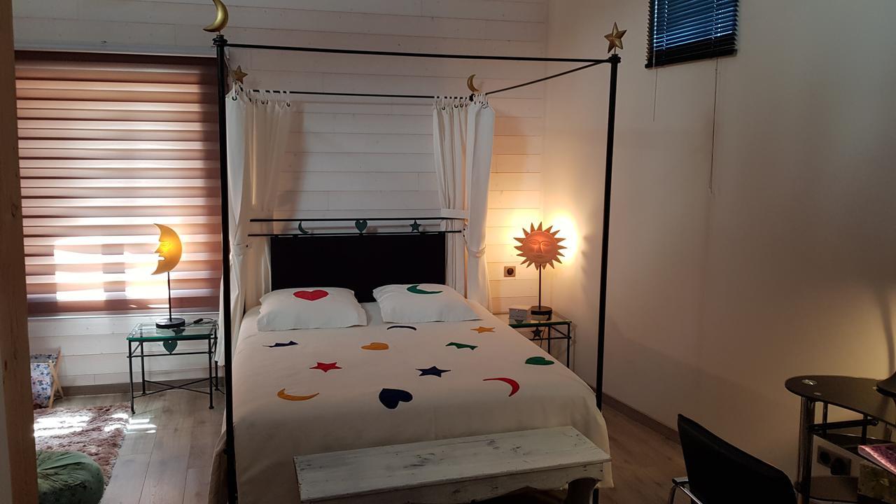 Au Coq Bleu Hotell Mareugheol Eksteriør bilde